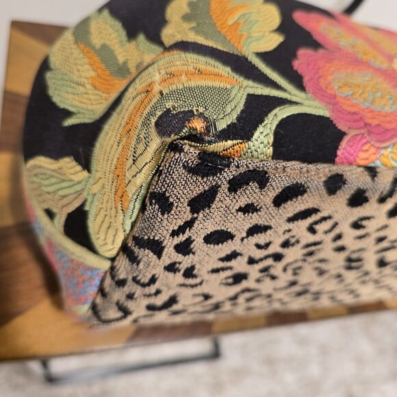 Atenti Betty Bag Embroidered Floral Wild Garden Elegant Knitting Art Artsy Yarn - Picture 13 of 16